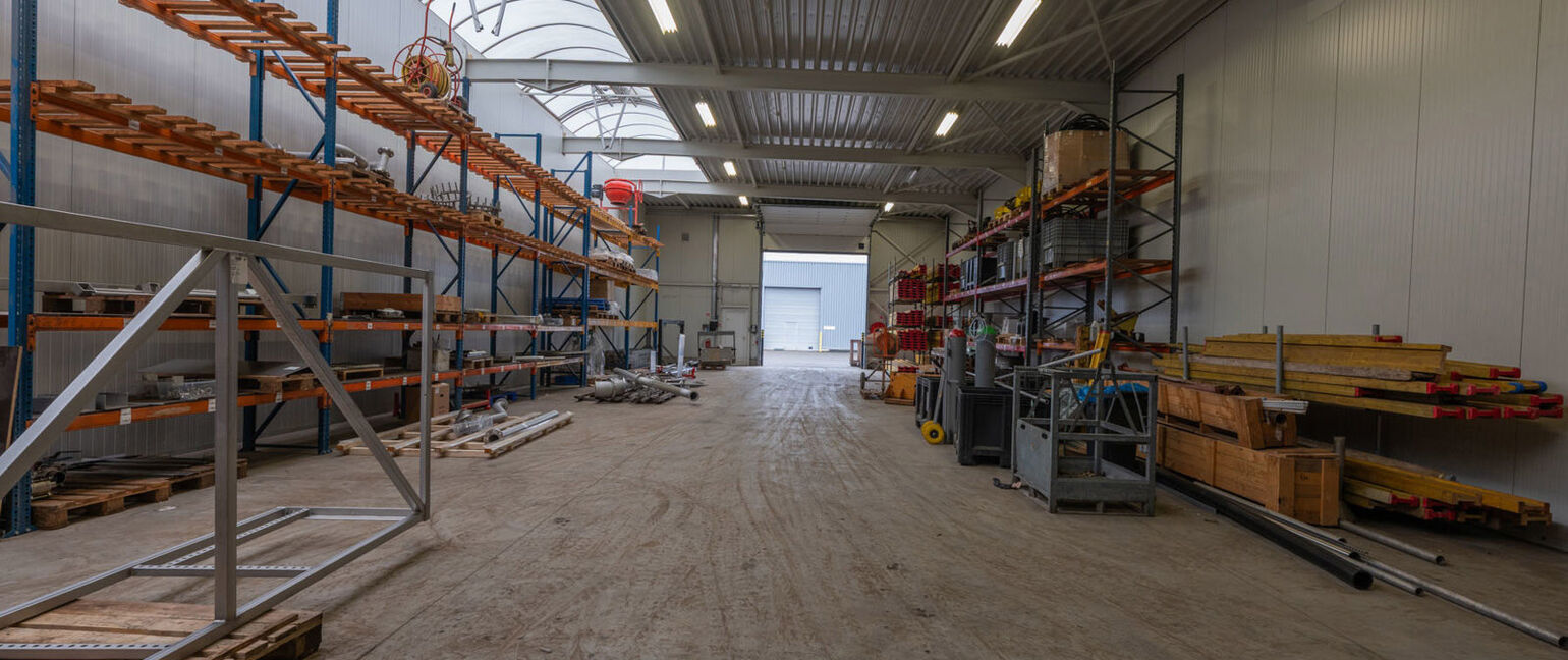 Industrieel gebouw te huur in Opglabbeek