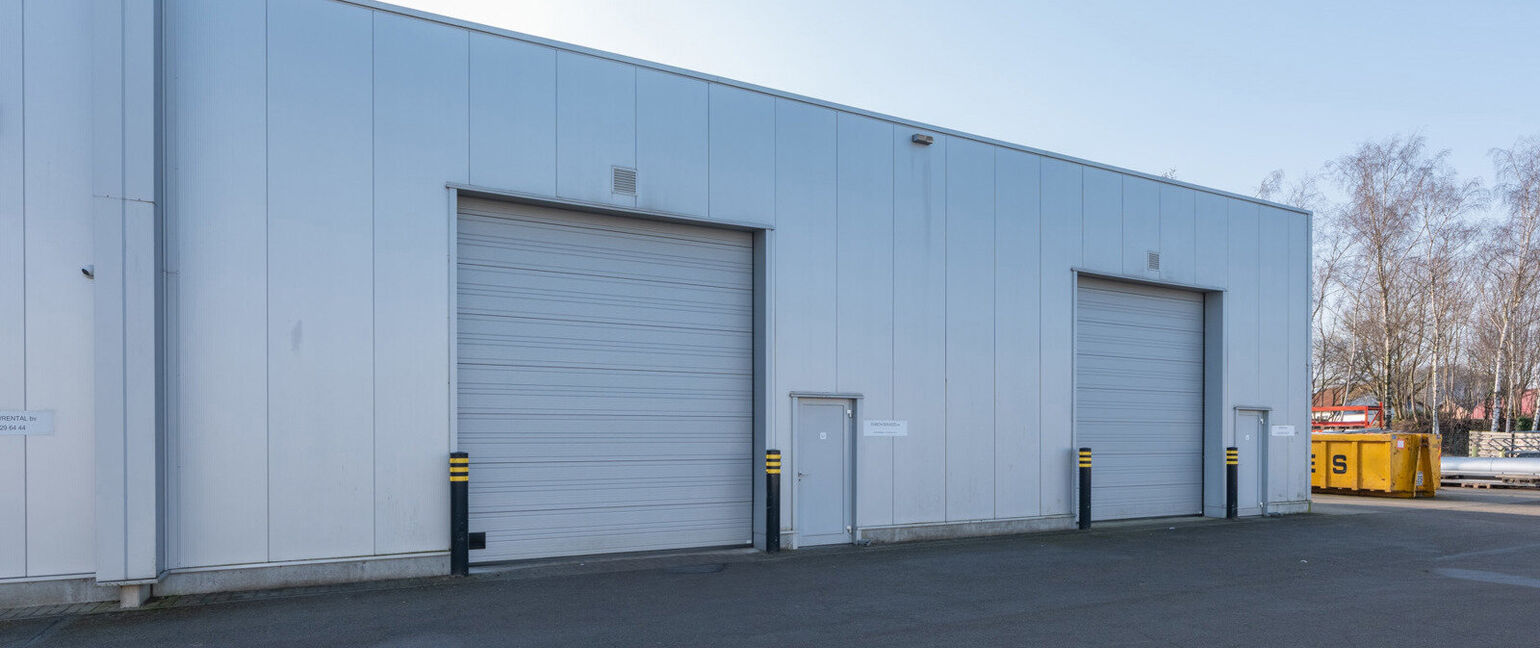 Industrieel gebouw te huur in Opglabbeek