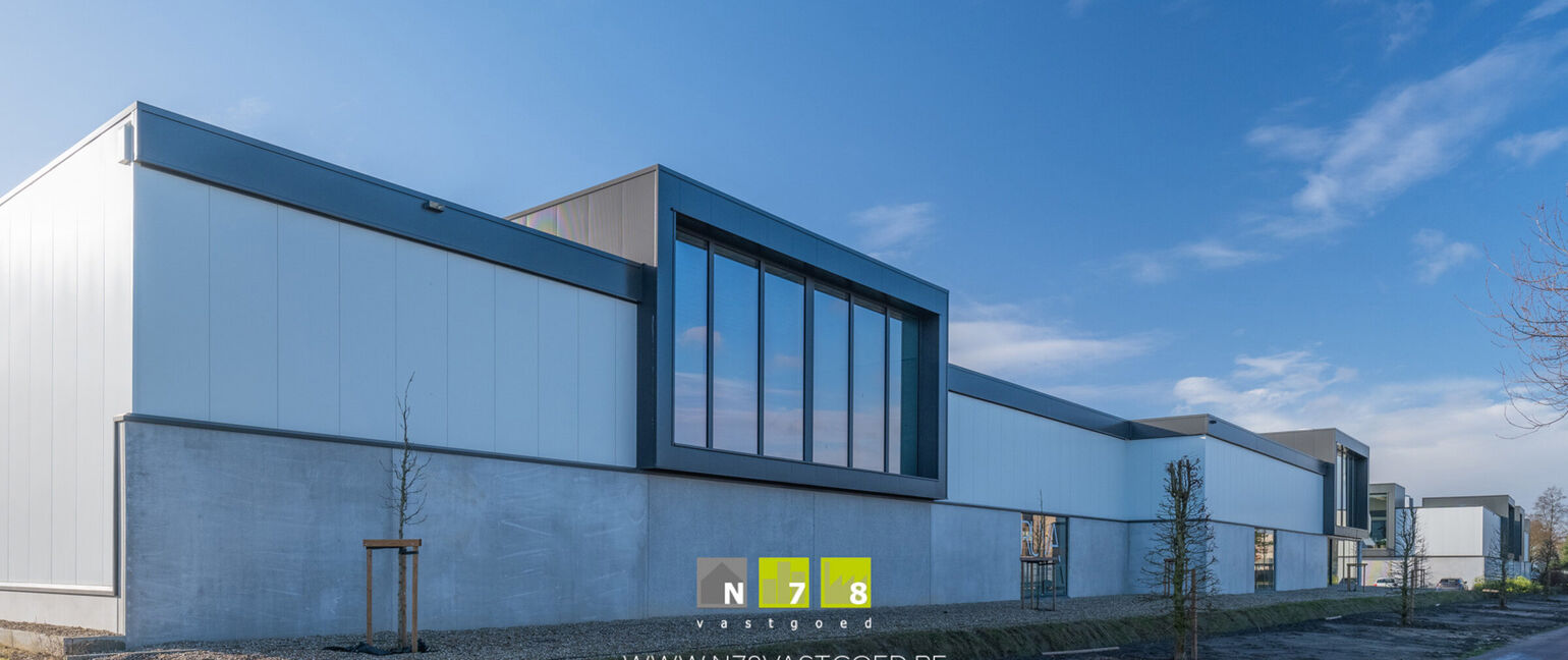 Industrieel gebouw te koop in Dilsen-Stokkem