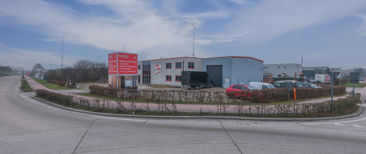 Industrieel gebouw te koop in Maasmechelen