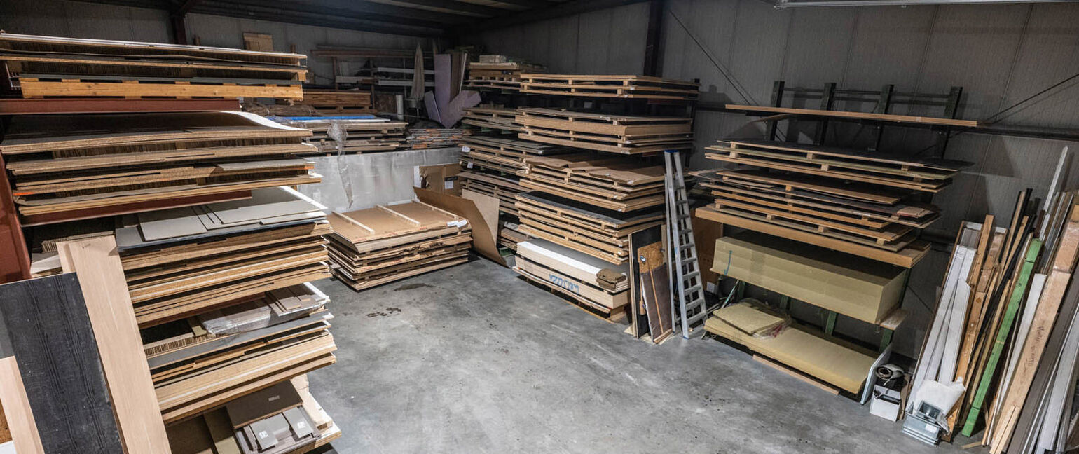 Industrieel gebouw te koop in Maasmechelen