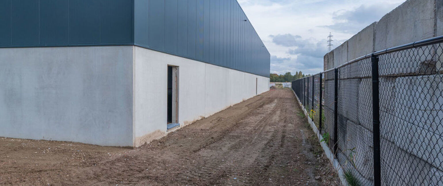 Kantoren & magazijn te huur in Dilsen-Stokkem