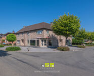 Gebouw voor gemengd gebruik te koop in Maaseik