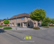 Gebouw voor gemengd gebruik te koop in Maaseik