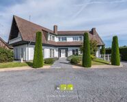 Gebouw voor gemengd gebruik te koop in Maaseik