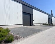 Industrieel gebouw te huur in Dilsen-Stokkem