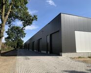 Industrieel gebouw te huur in Maaseik