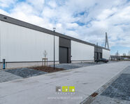 Industrieel gebouw te koop in Dilsen-Stokkem