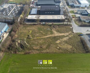 Industrieel terrein te koop in Maaseik