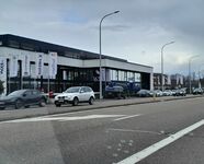 Kantoorgebouw te huur in Maaseik