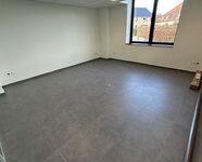 Kantoorgebouw te huur in Maaseik